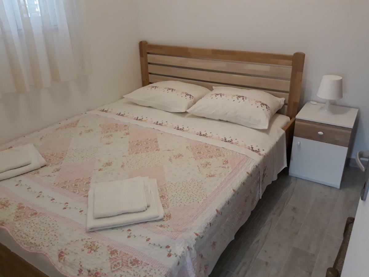 Apartmani Vinko 波尔 外观 照片