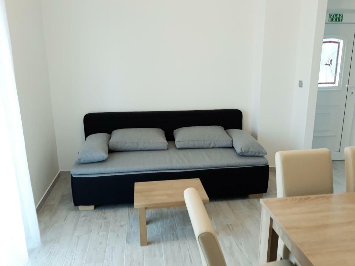 Apartmani Vinko 波尔 外观 照片
