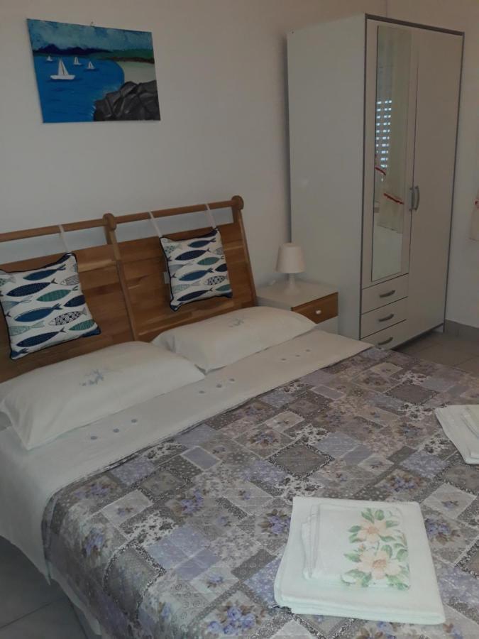 Apartmani Vinko 波尔 外观 照片